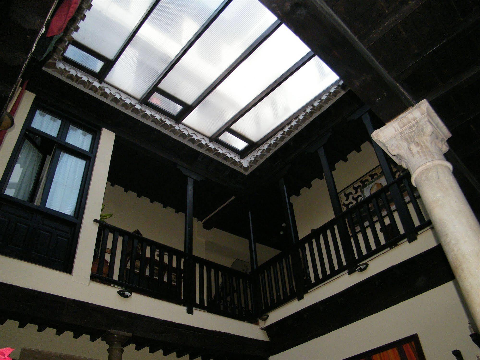 Rosa De Oro Granada