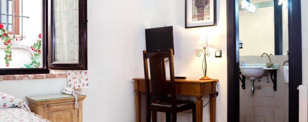 Rosa De Oro Hotel Granada