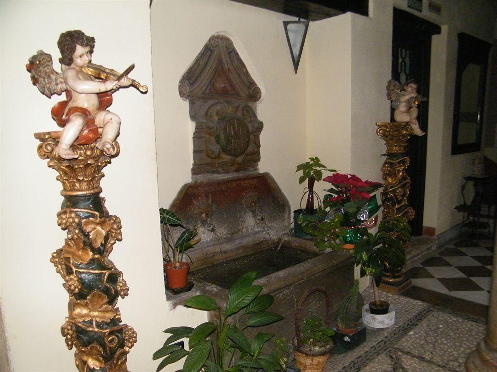 Rosa De Oro Hotel 3*