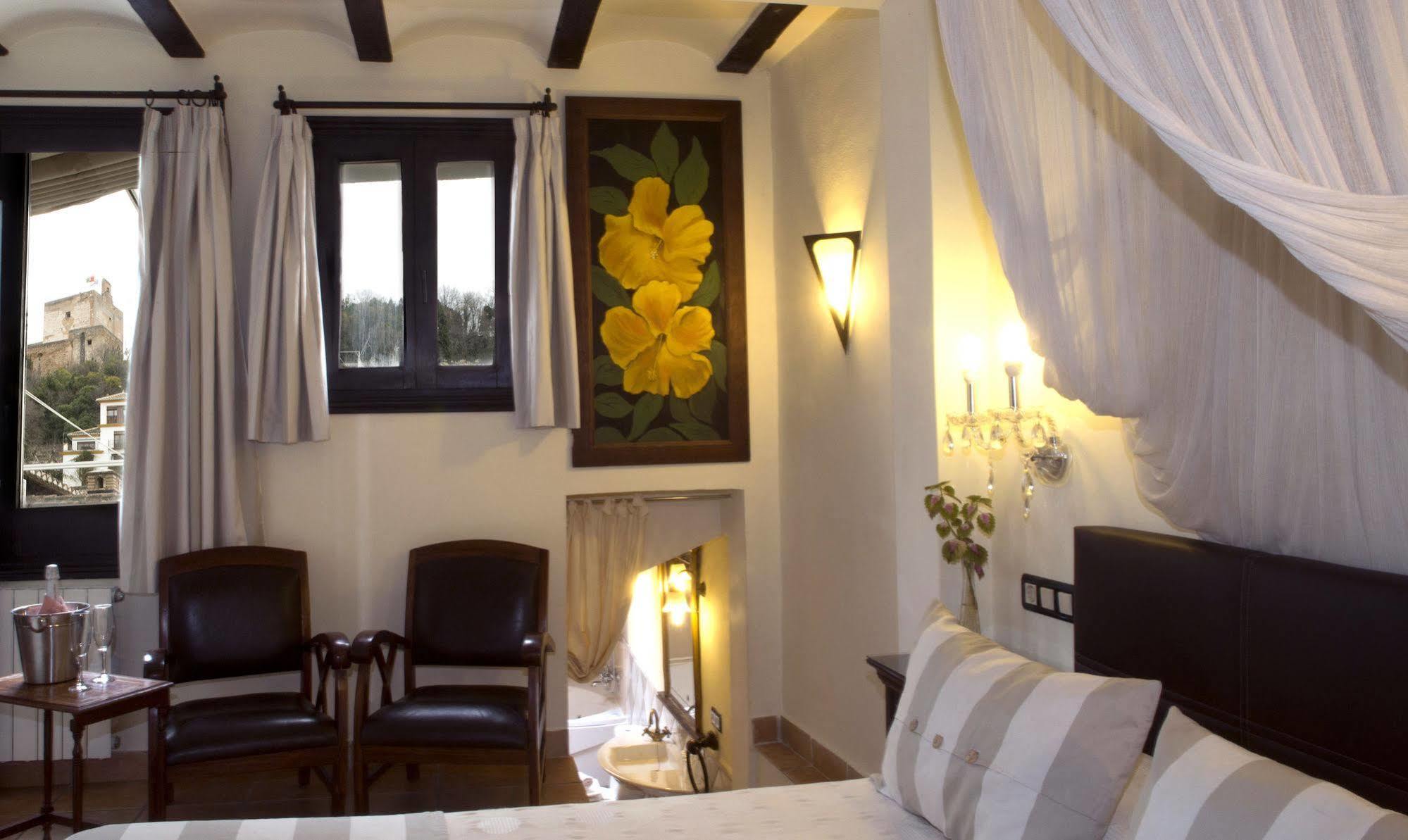 Hotel Rosa De Oro Granada